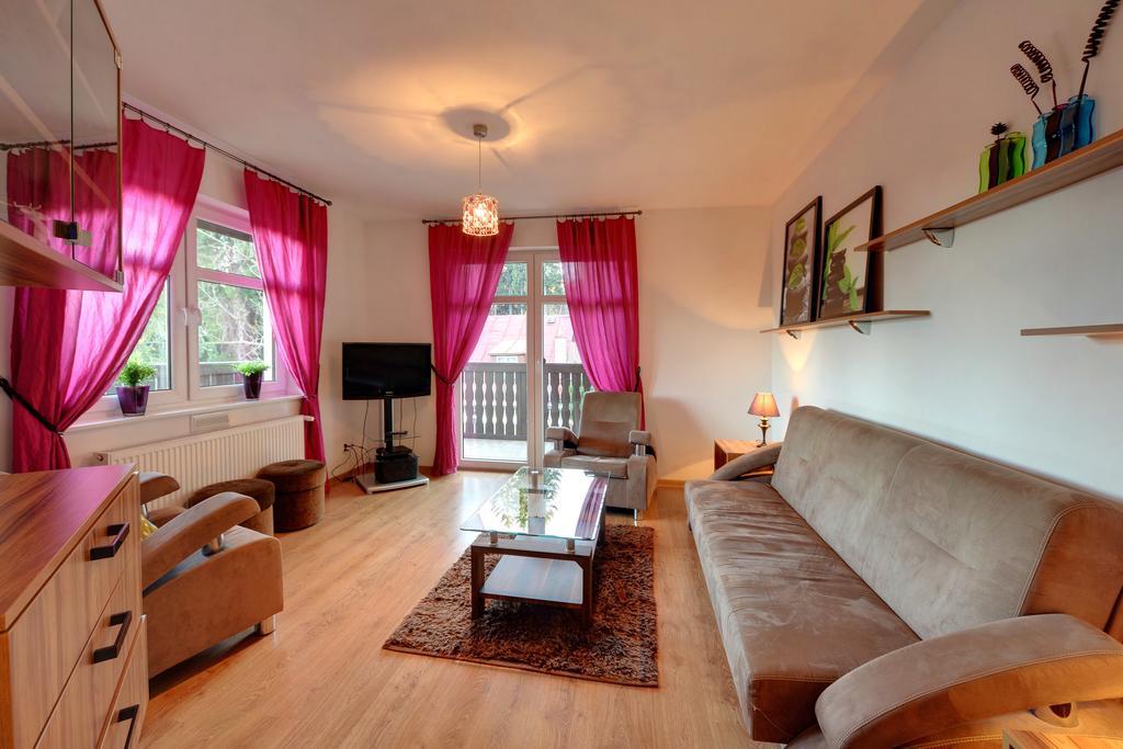 Apartamenty Sun Seasons 24 - Rezydencja Parkowa Szklarska Poreba Bilik gambar